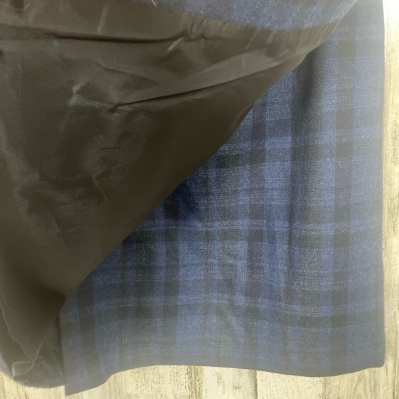 Talbots Vintage Wrap Skirt size 10 Dark Blue Black Plaid 100% Wool Office Preppy - Picture 3 of 7